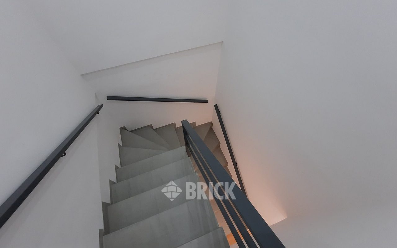 ESPINOSA al 1500 Piso PB 22