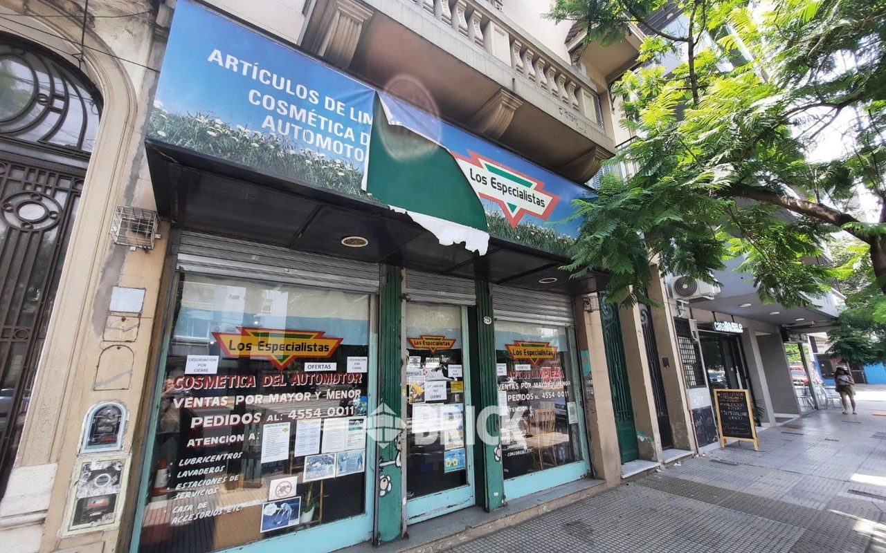 ALVAREZ THOMAS, AV. al 700 1