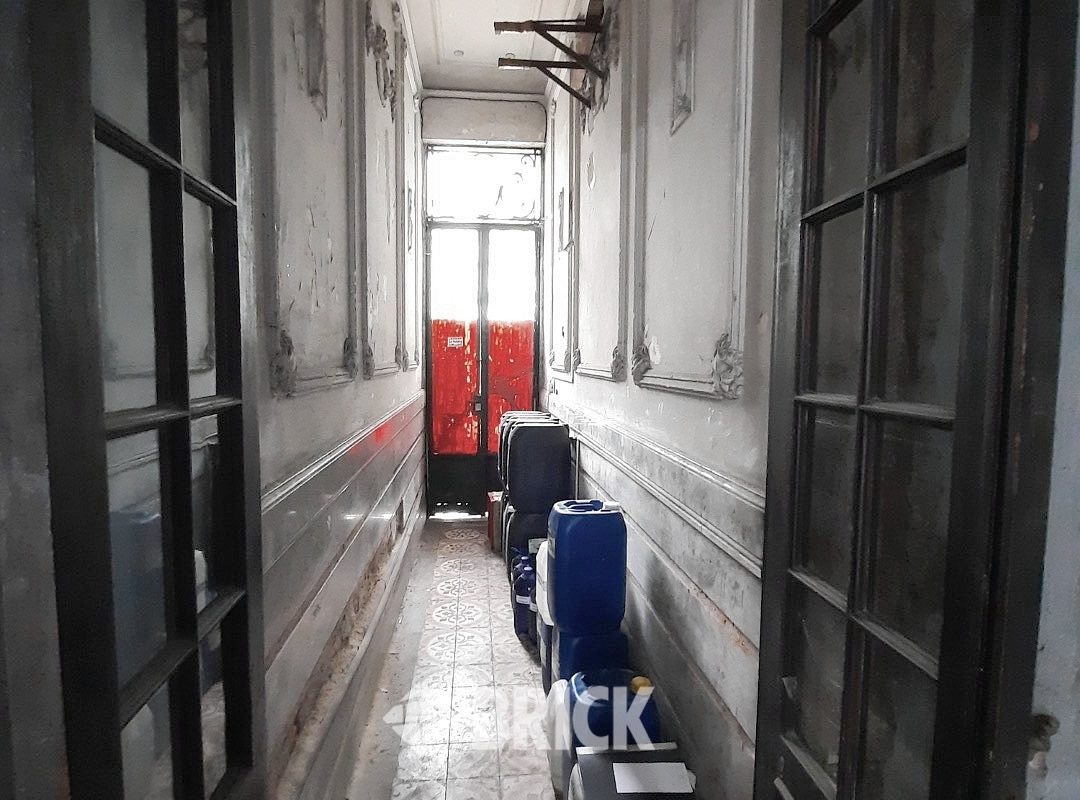 ALVAREZ THOMAS, AV. al 700 11