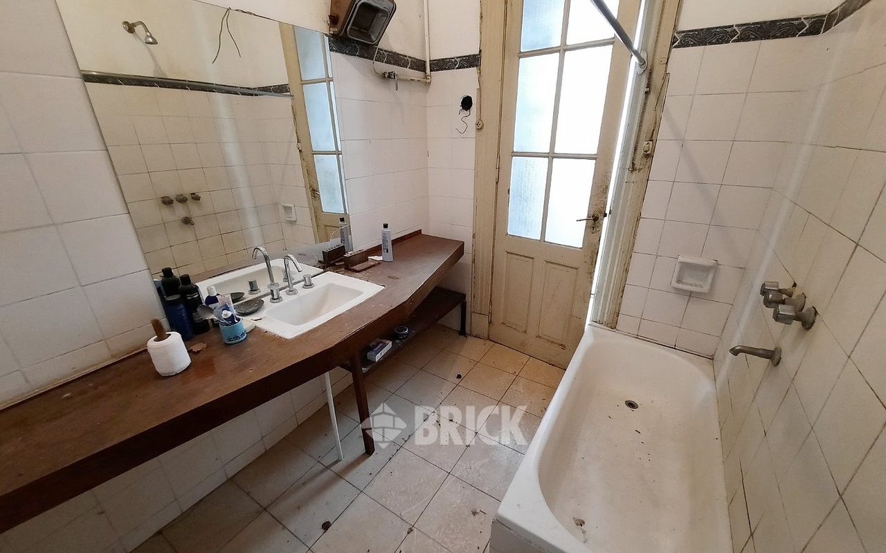 ALVAREZ THOMAS, AV. al 700 51