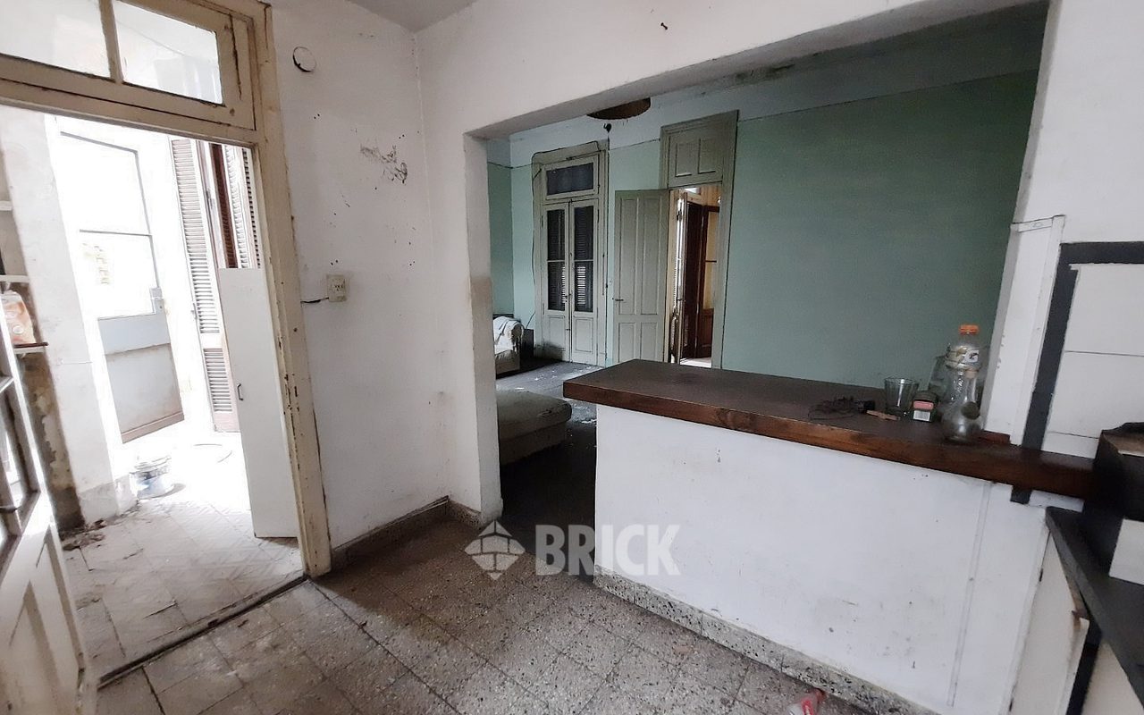 ALVAREZ THOMAS, AV. al 700 59