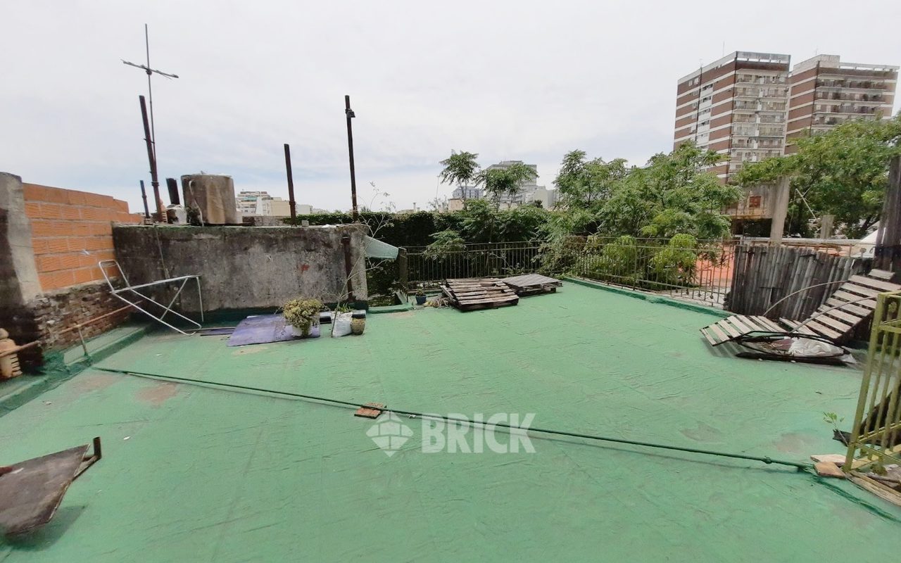ALVAREZ THOMAS, AV. al 700 71
