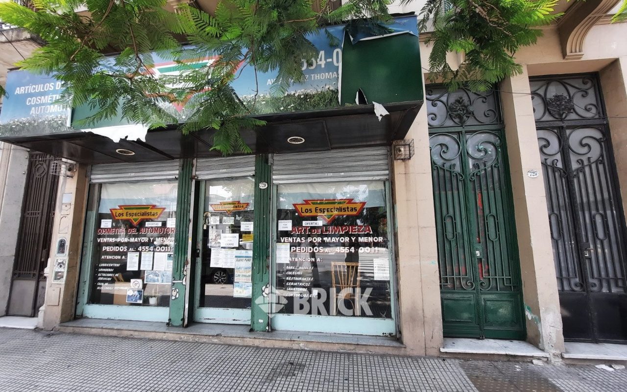 ALVAREZ THOMAS, AV. al 700 72