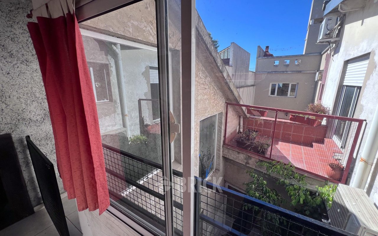 PRIMERA JUNTA al 3800 Piso PB 16