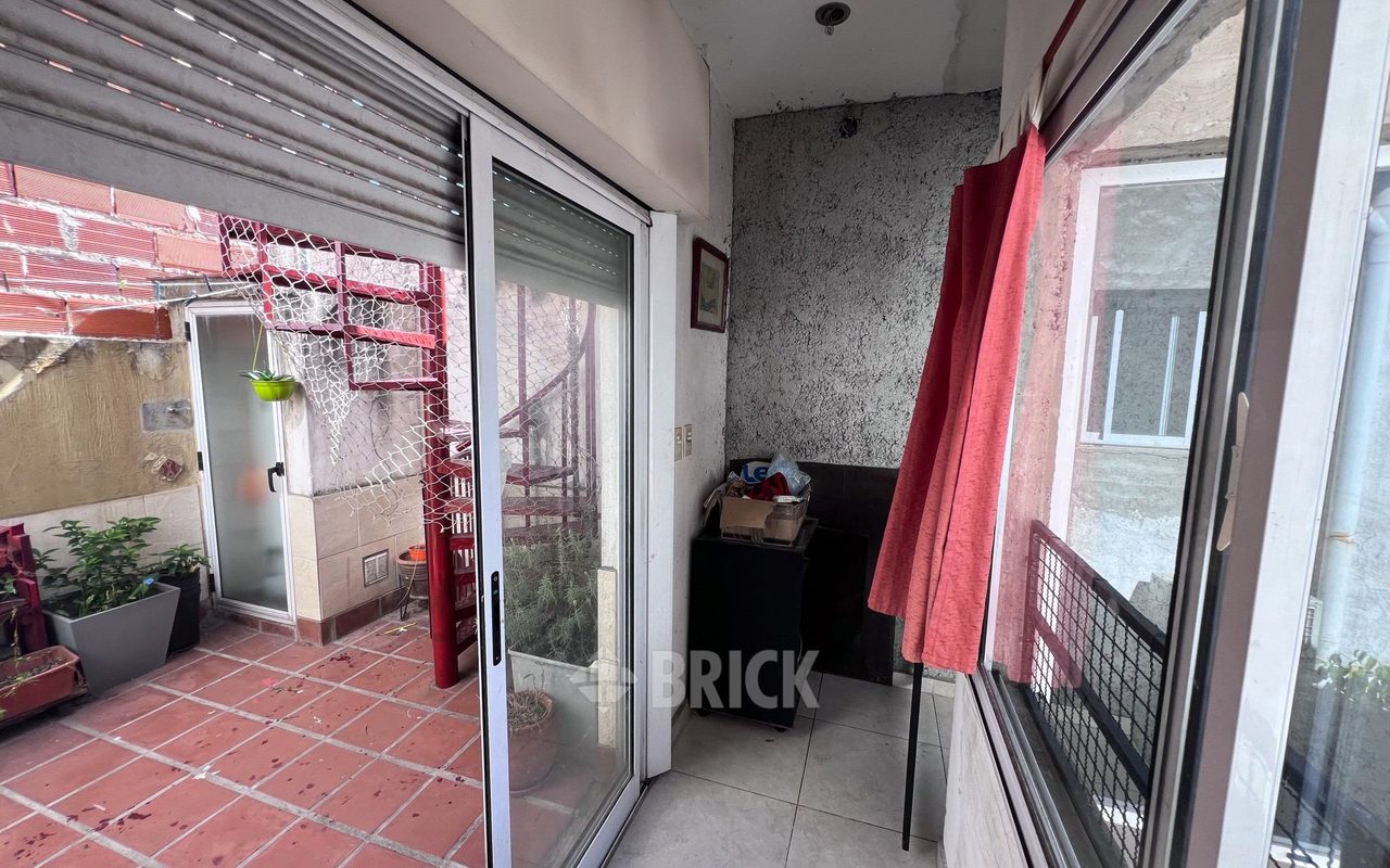 PRIMERA JUNTA al 3800 Piso PB 17