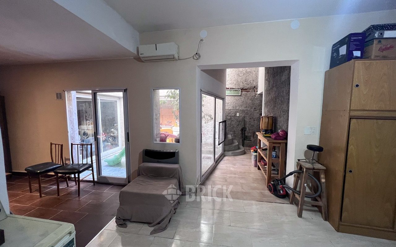 PRIMERA JUNTA al 3800 Piso PB 3