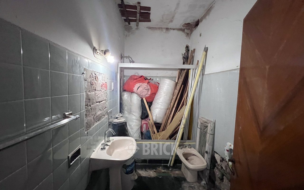 PRIMERA JUNTA al 3800 Piso PB 7