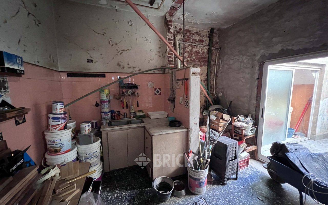 PRIMERA JUNTA al 3800 Piso PB 9