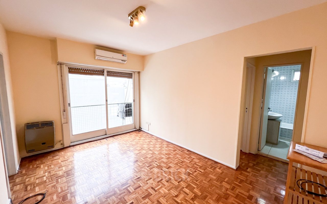 ACUÑA DE FIGUEROA al 1300 Piso 7 1