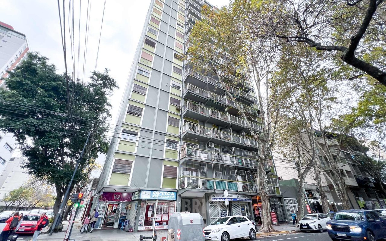 ACUÑA DE FIGUEROA al 1300 Piso 7 12