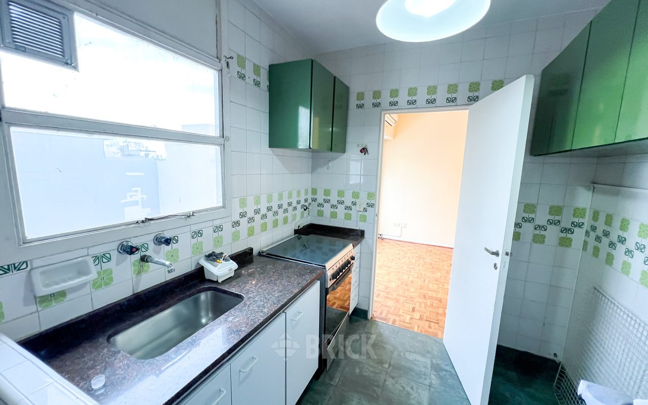 ACUÑA DE FIGUEROA al 1300 Piso 7 6