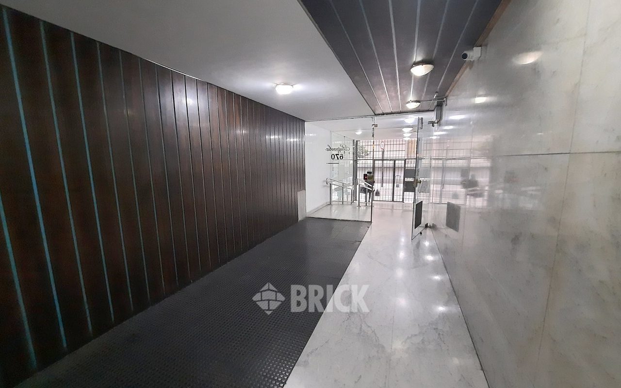 SUIPACHA al 600 Piso 2 13