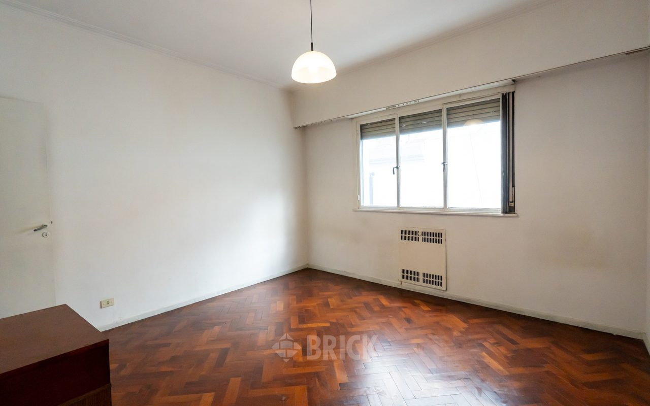 GIMENEZ, ANGEL al 0 Piso 2 10