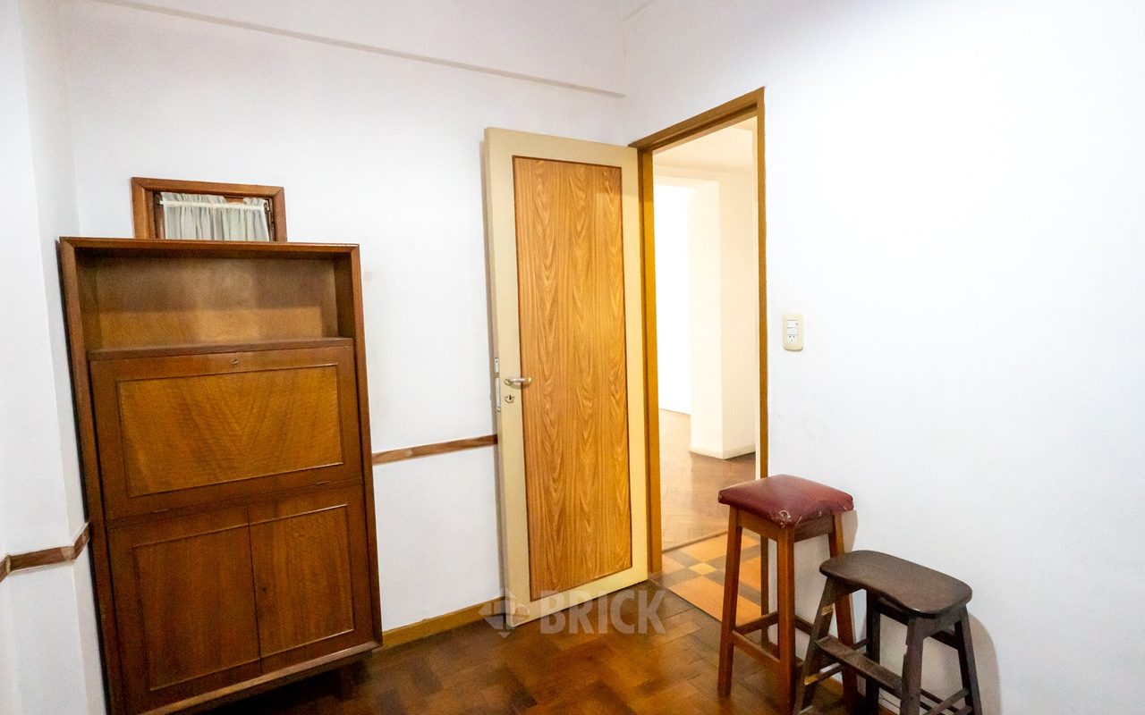 GIMENEZ, ANGEL al 0 Piso 2 20