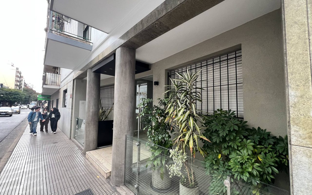 GIMENEZ, ANGEL al 0 Piso 2 26