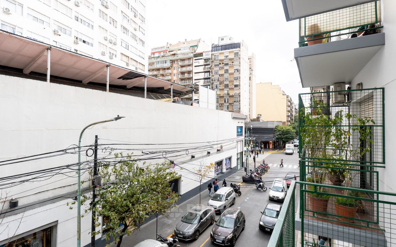 GIMENEZ, ANGEL al 0 Piso 2 6