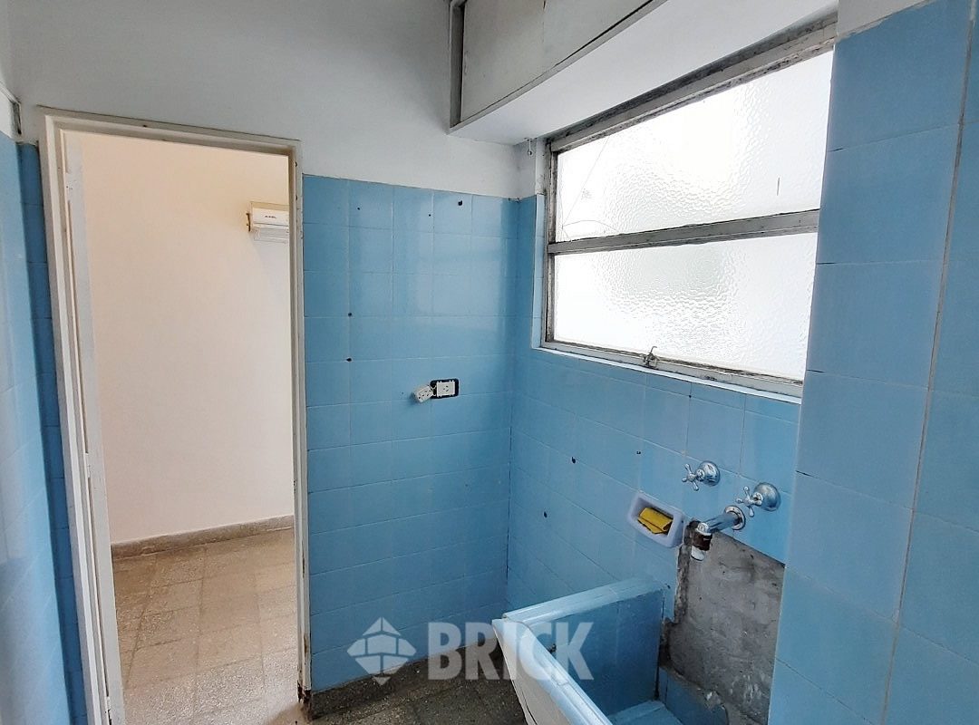 CHARCAS al 3900 Piso 4 31