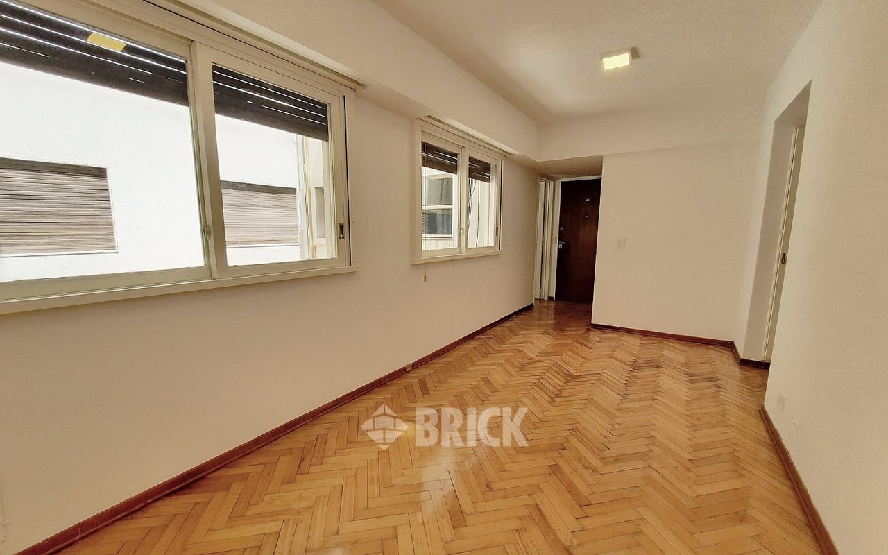 PUEYRREDON, AV. al 1300 Piso 9 3