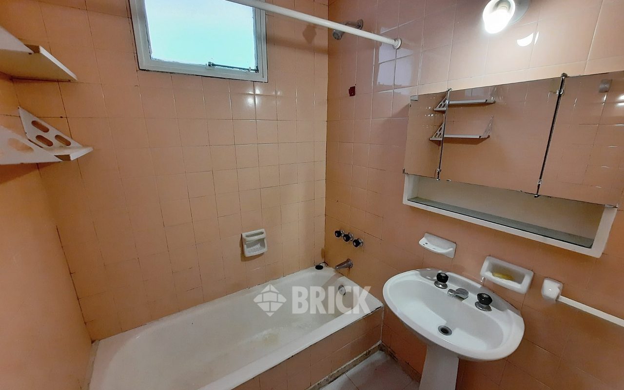 PUEYRREDON, AV. al 1300 Piso 9 7