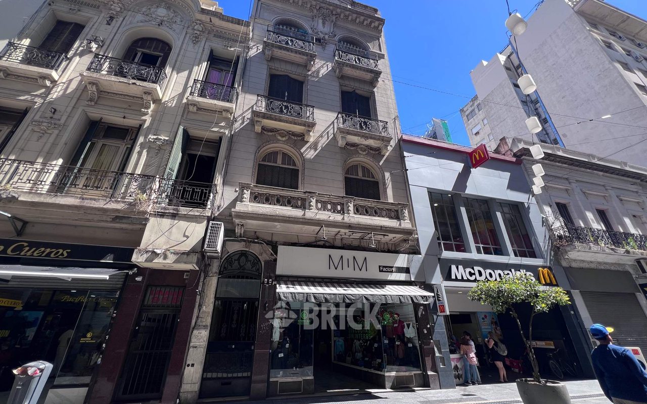 LAVALLE al 900 Piso 1 19