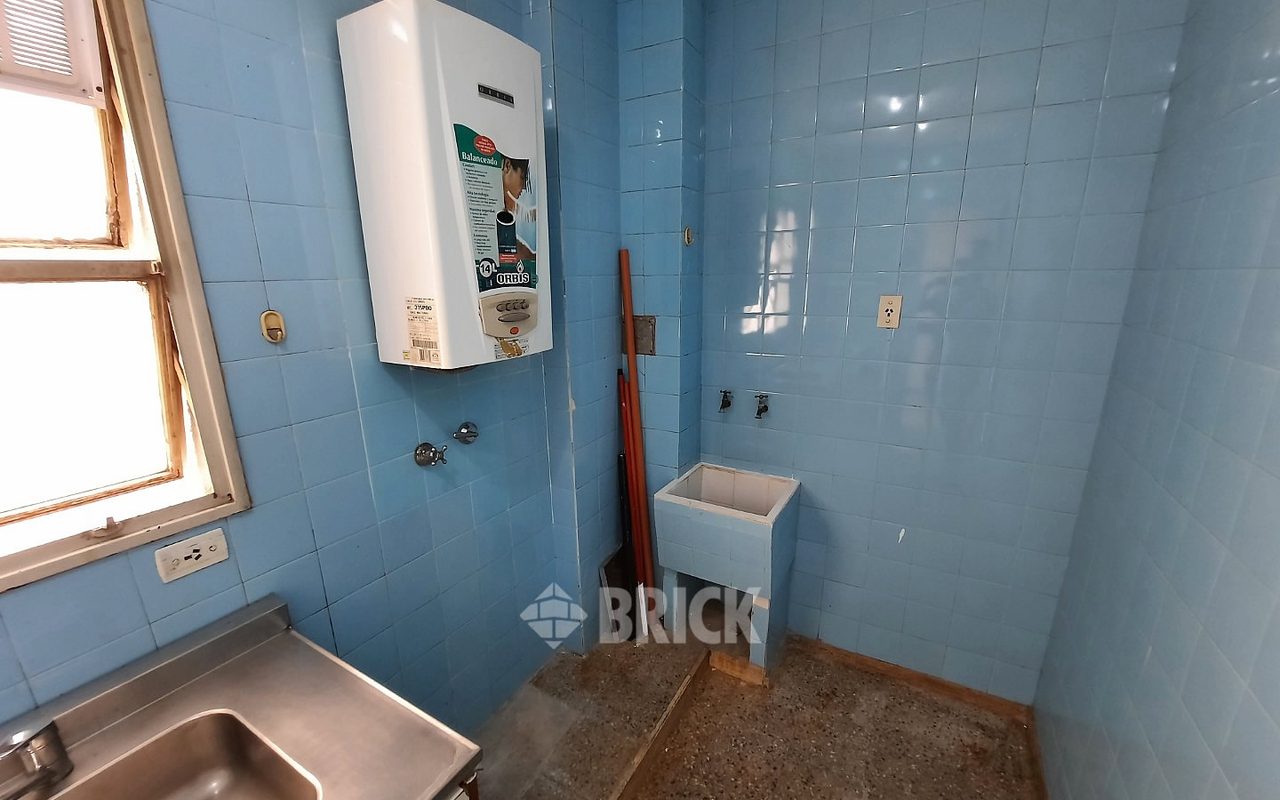 PUEYRREDON, AV. al 1300 Piso 7 15