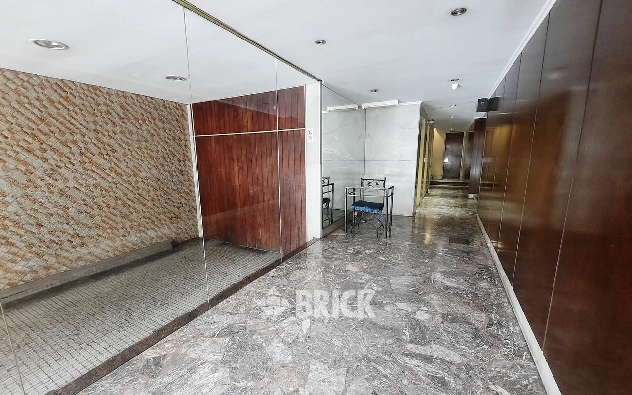 PUEYRREDON, AV. al 1300 Piso 7 24