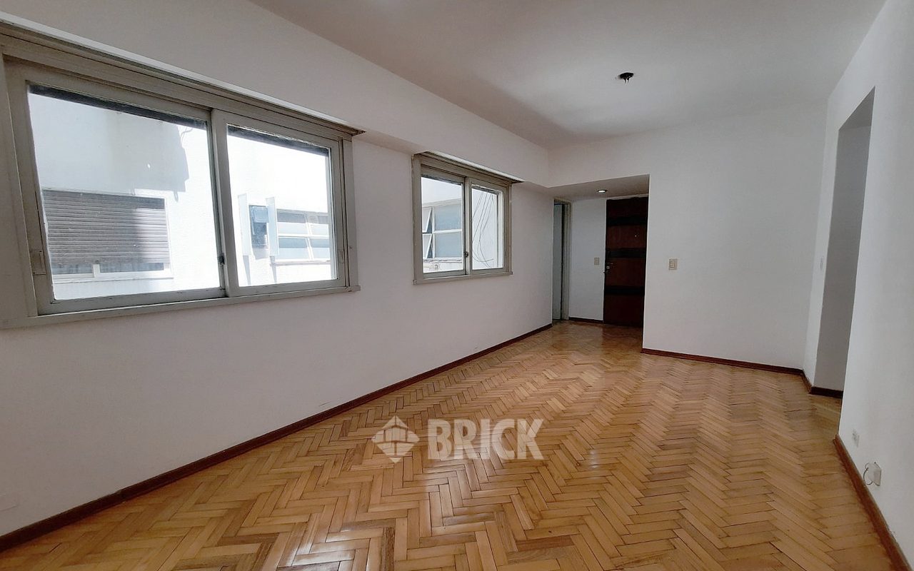 PUEYRREDON, AV. al 1300 Piso 7 4