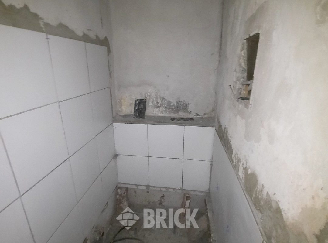 YRIGOYEN, HIPOLITO, AV. al 6600 15