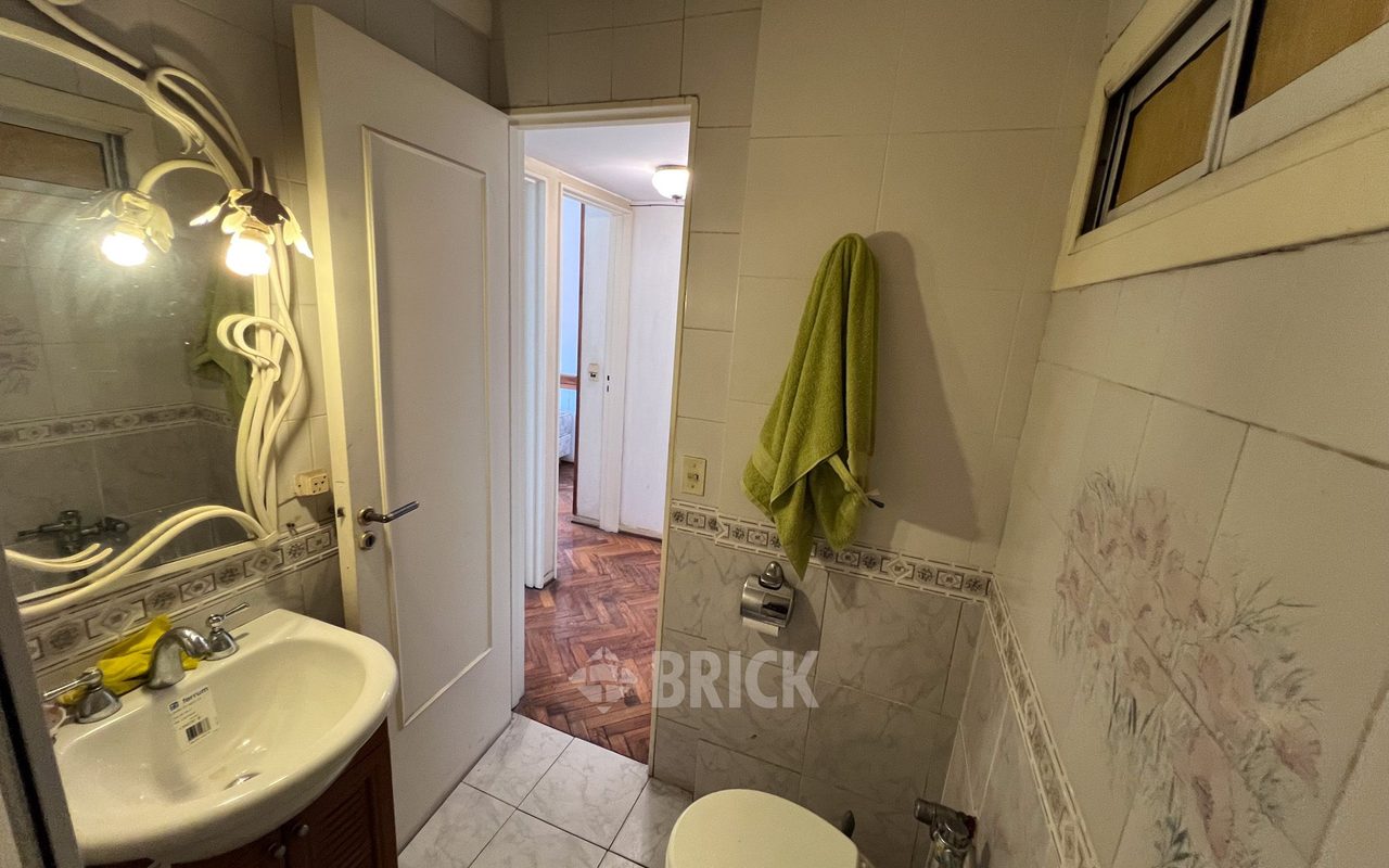 AUSTRIA al 2500 Piso 7 13