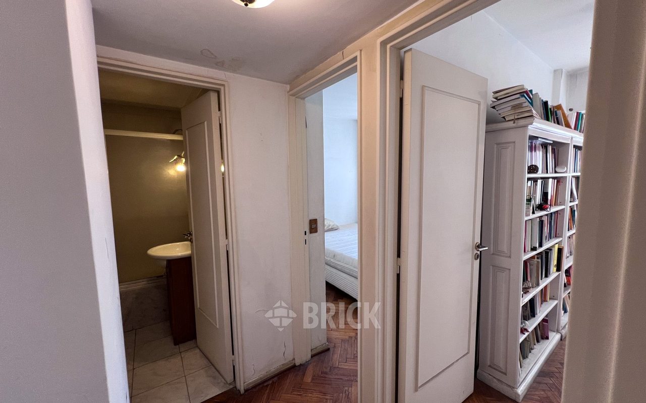 AUSTRIA al 2500 Piso 7 6