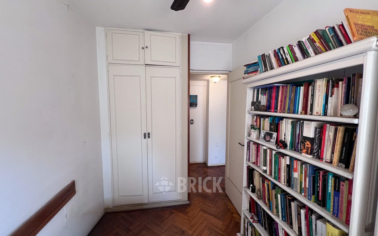 AUSTRIA al 2500 Piso 7 8