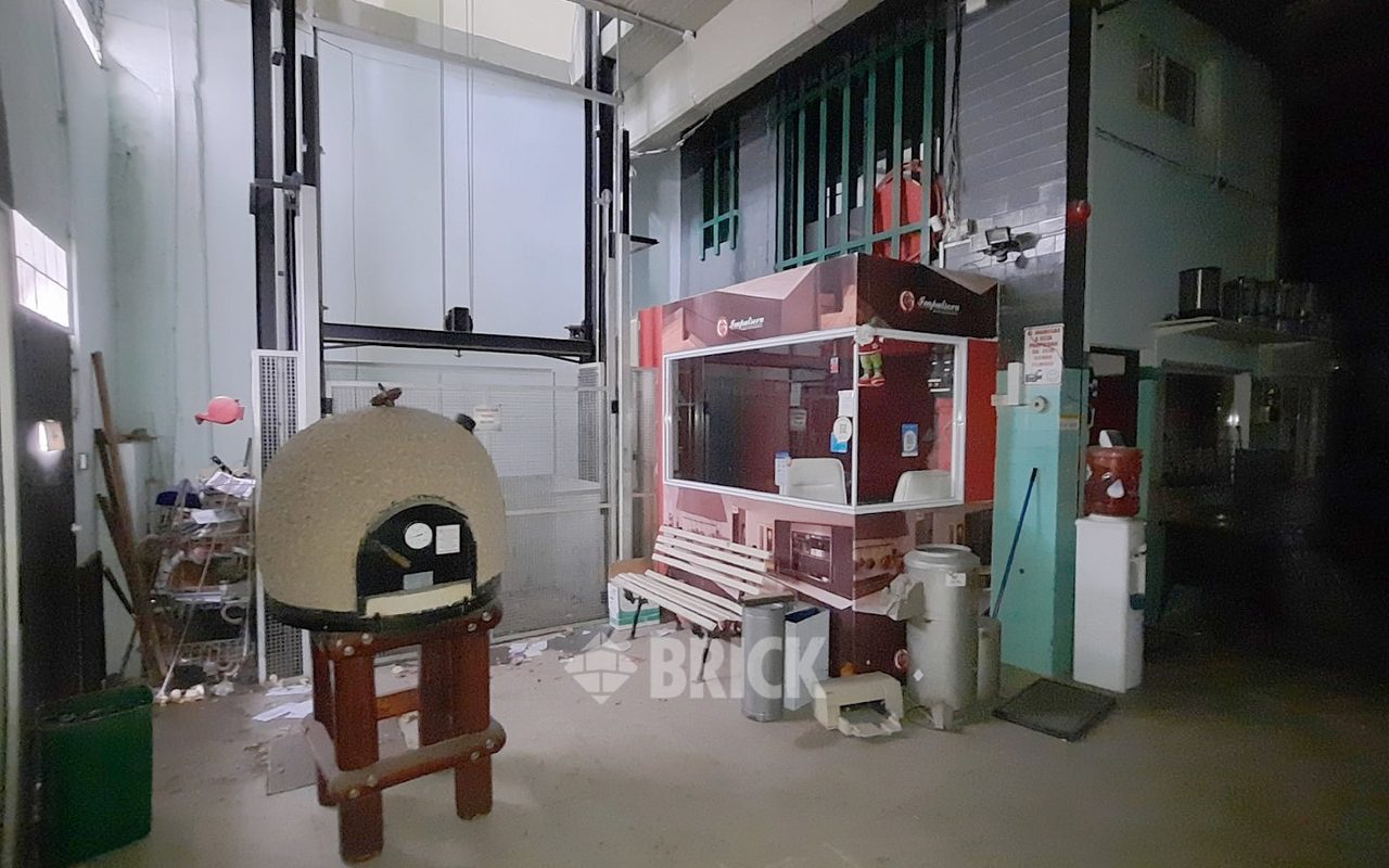 DEL VALLE IBERLUCEA al 4900 3