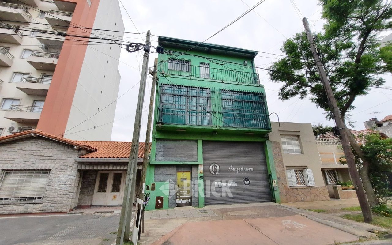 DEL VALLE IBERLUCEA al 4900 36