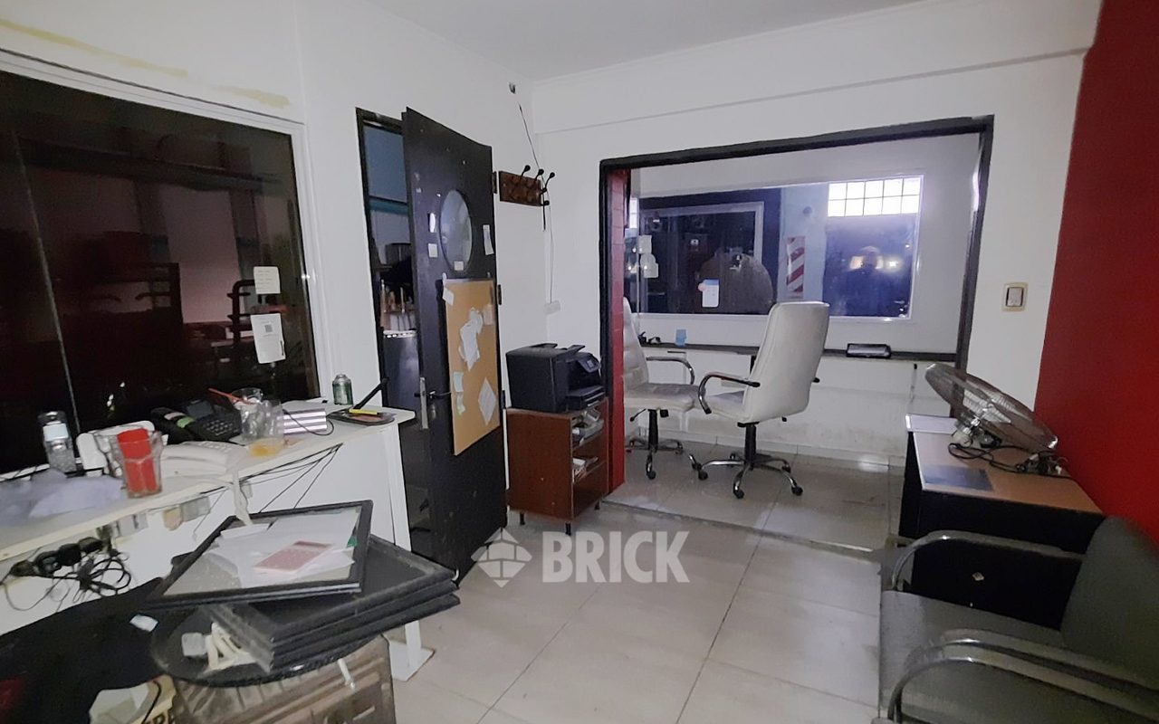DEL VALLE IBERLUCEA al 4900 8
