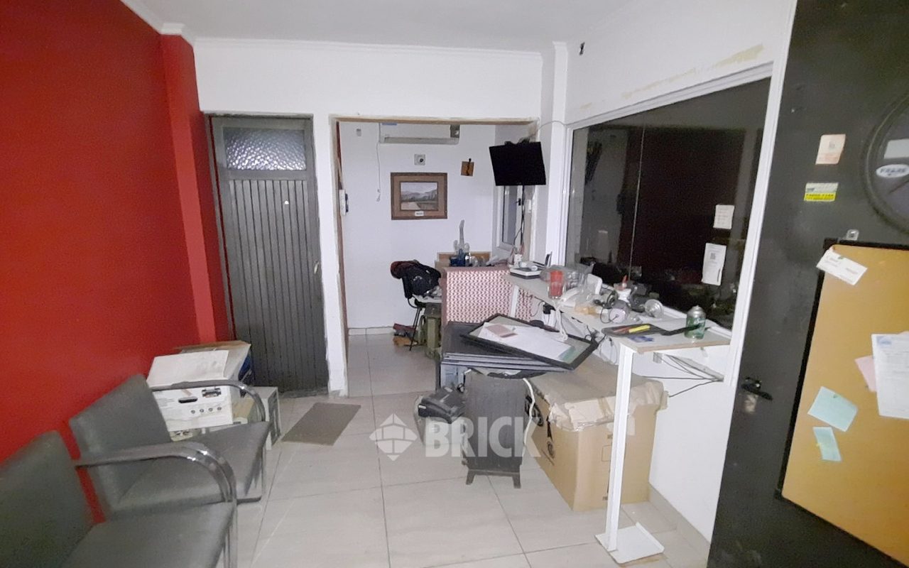 DEL VALLE IBERLUCEA al 4900 9