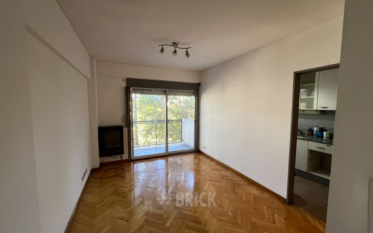 AVELLANEDA, AV. al 1800 Piso 6 1