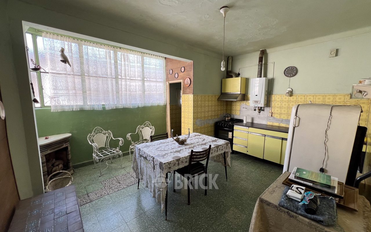 TRIUNVIRATO, AV. al 3300 Piso 1 11