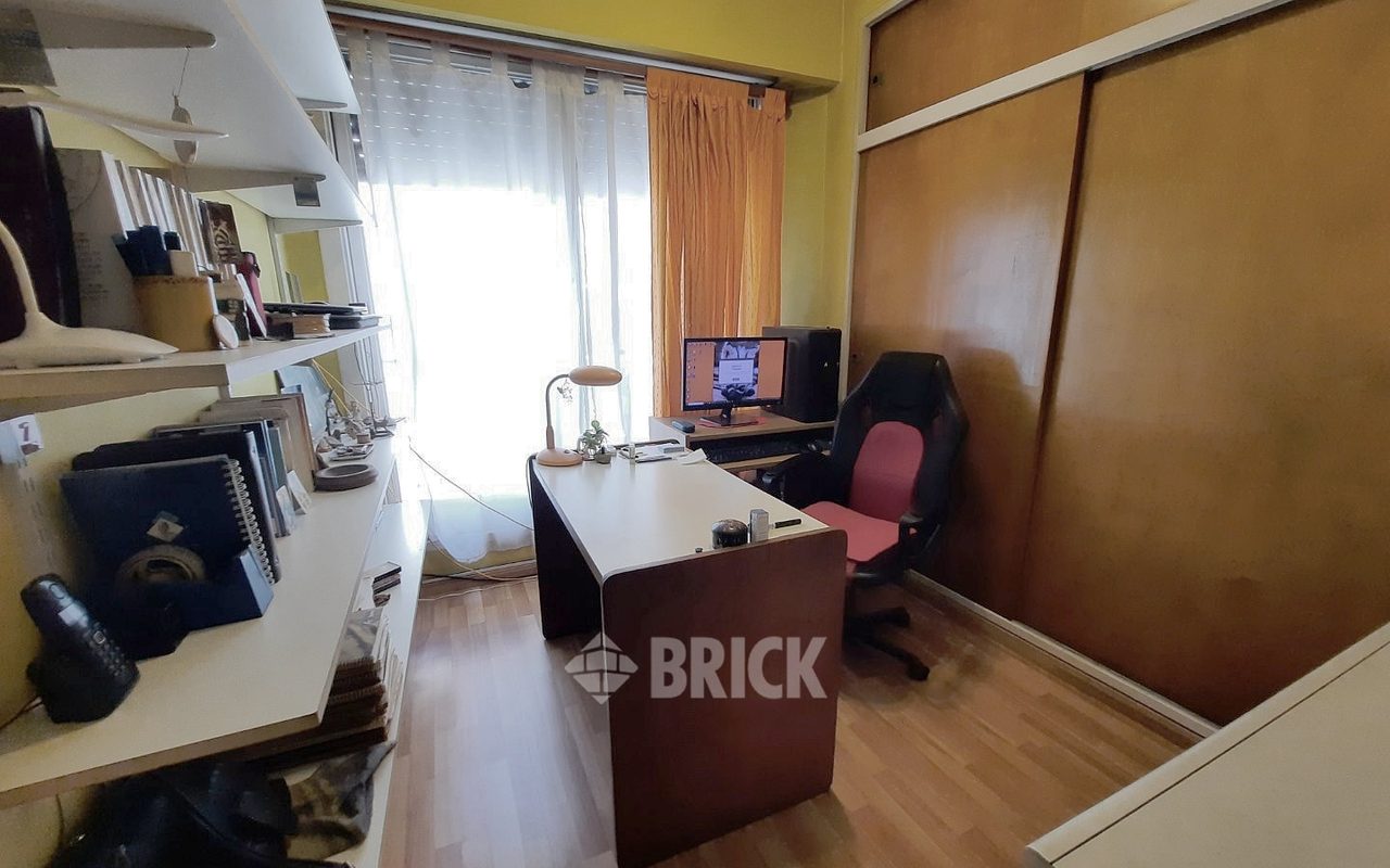 JUJUY, AV. al 100 Piso 8 13