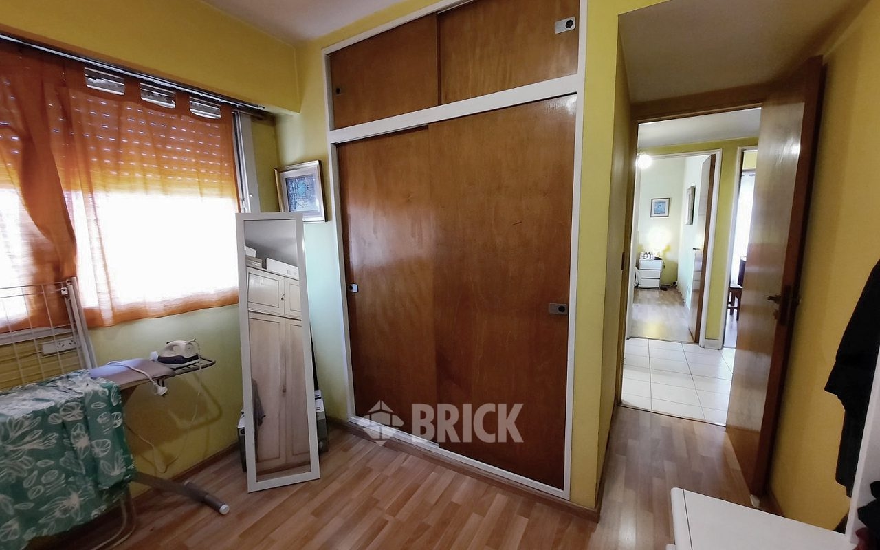 JUJUY, AV. al 100 Piso 8 17