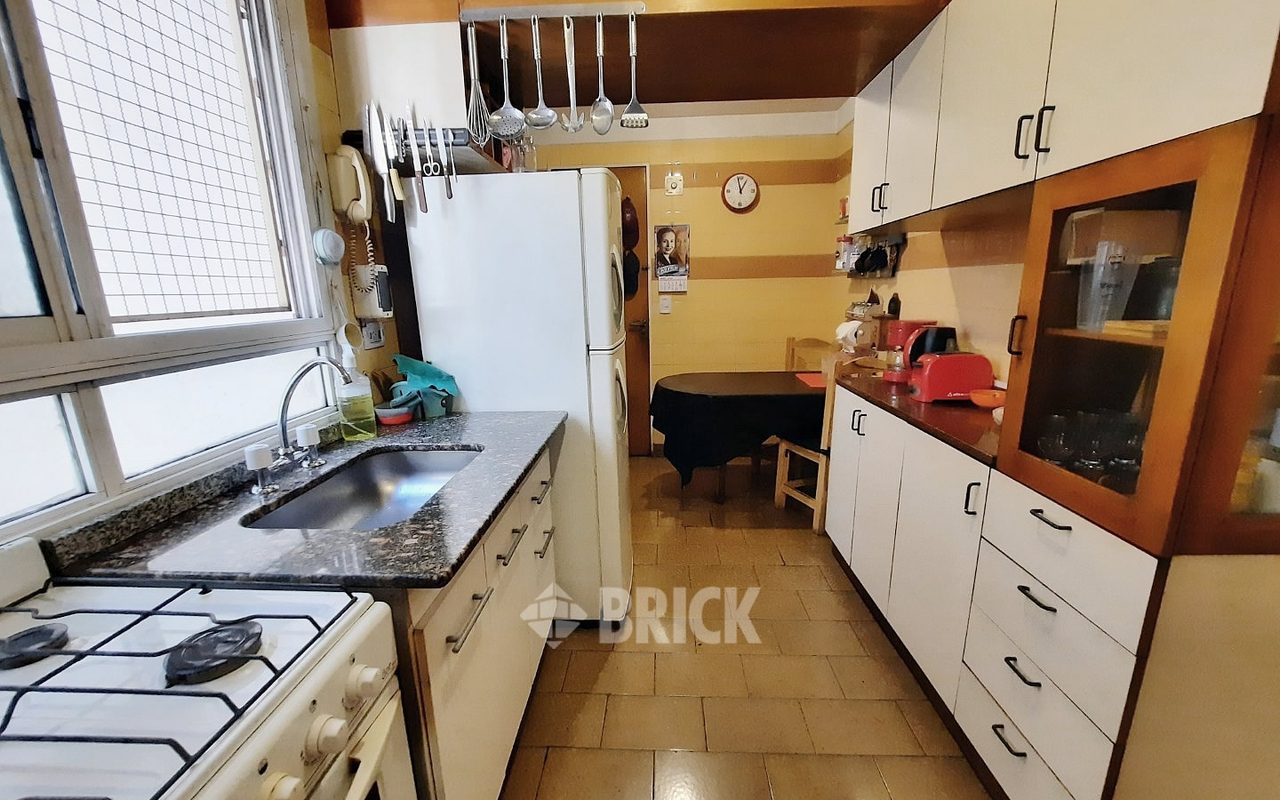 JUJUY, AV. al 100 Piso 8 20