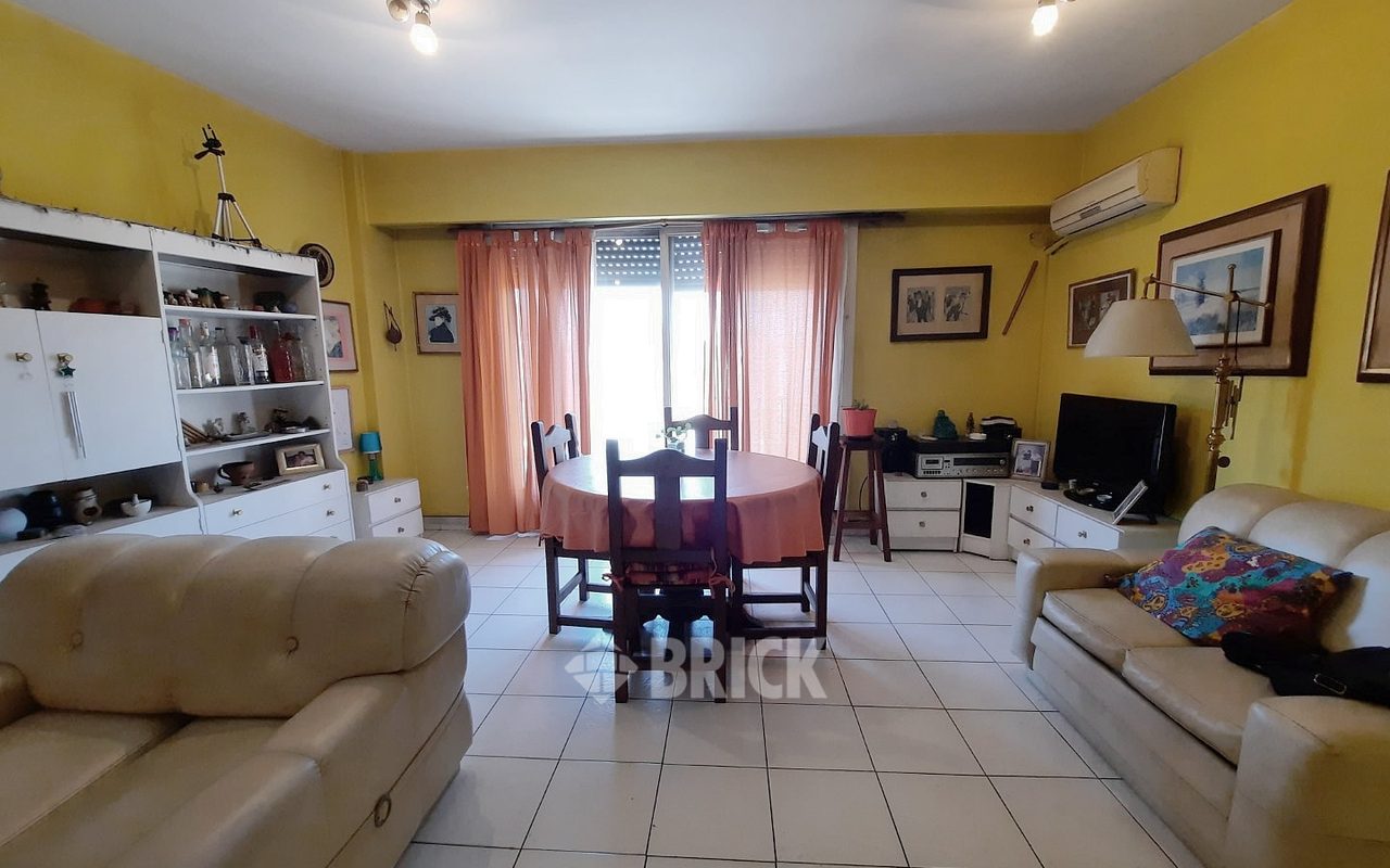 JUJUY, AV. al 100 Piso 8 3