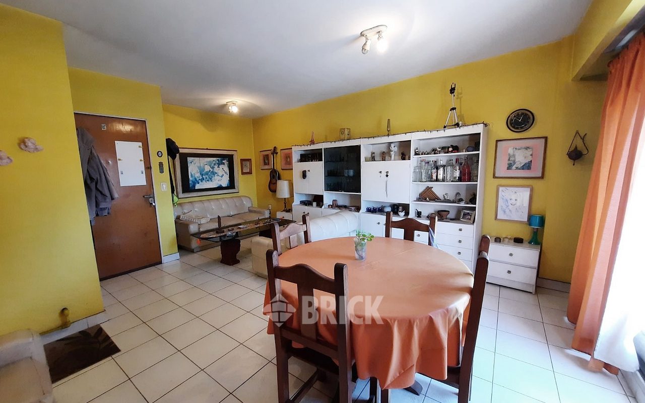 JUJUY, AV. al 100 Piso 8 4