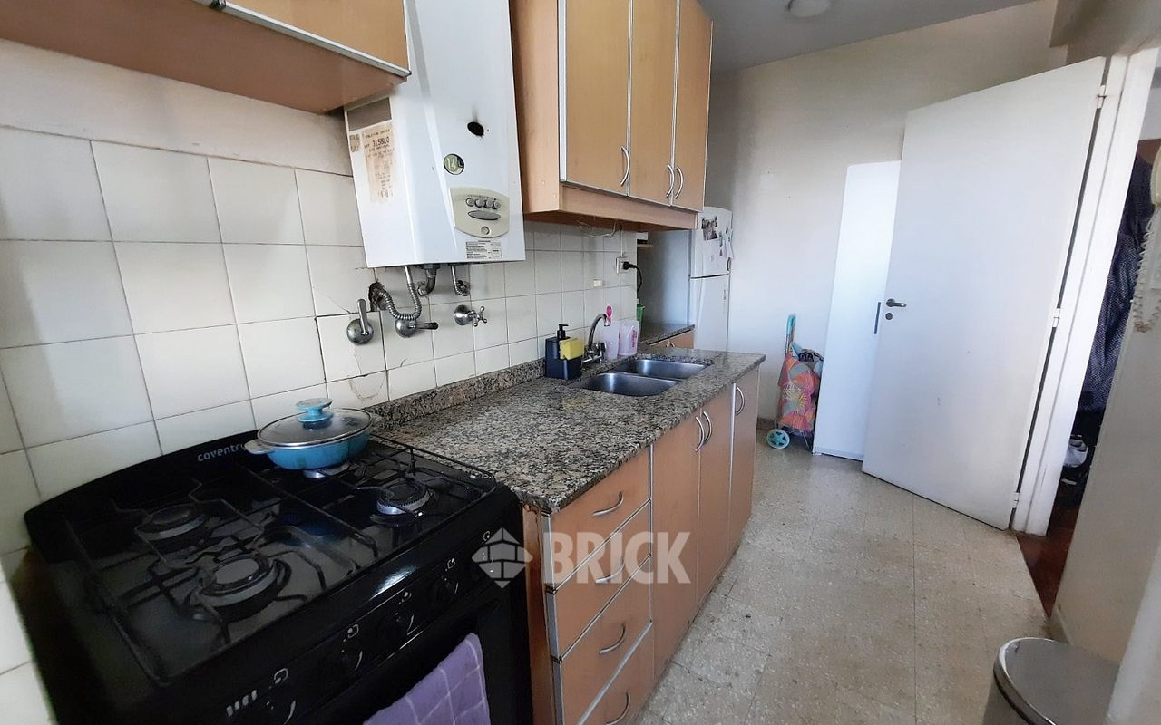 DUMONT, SANTOS al 3300 Piso 8 27