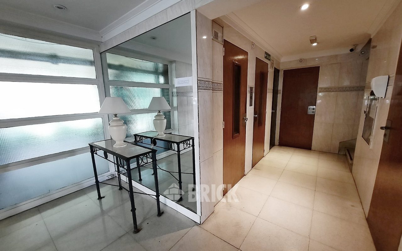 DUMONT, SANTOS al 3300 Piso 8 36