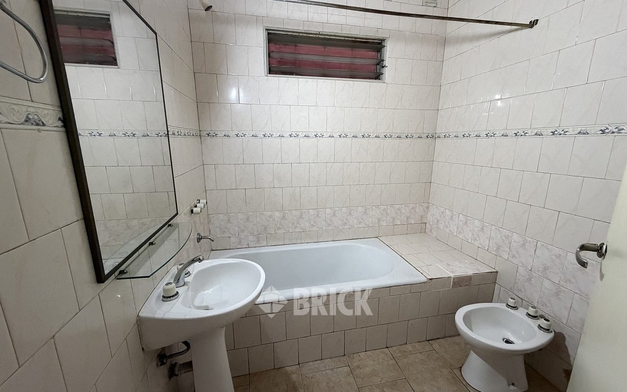 RODRIGUEZ, MARTIN al 700 Piso 1 14