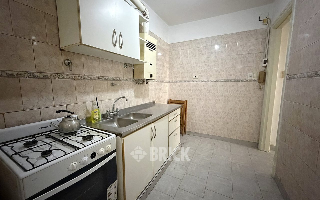 RODRIGUEZ, MARTIN al 700 Piso 1 18