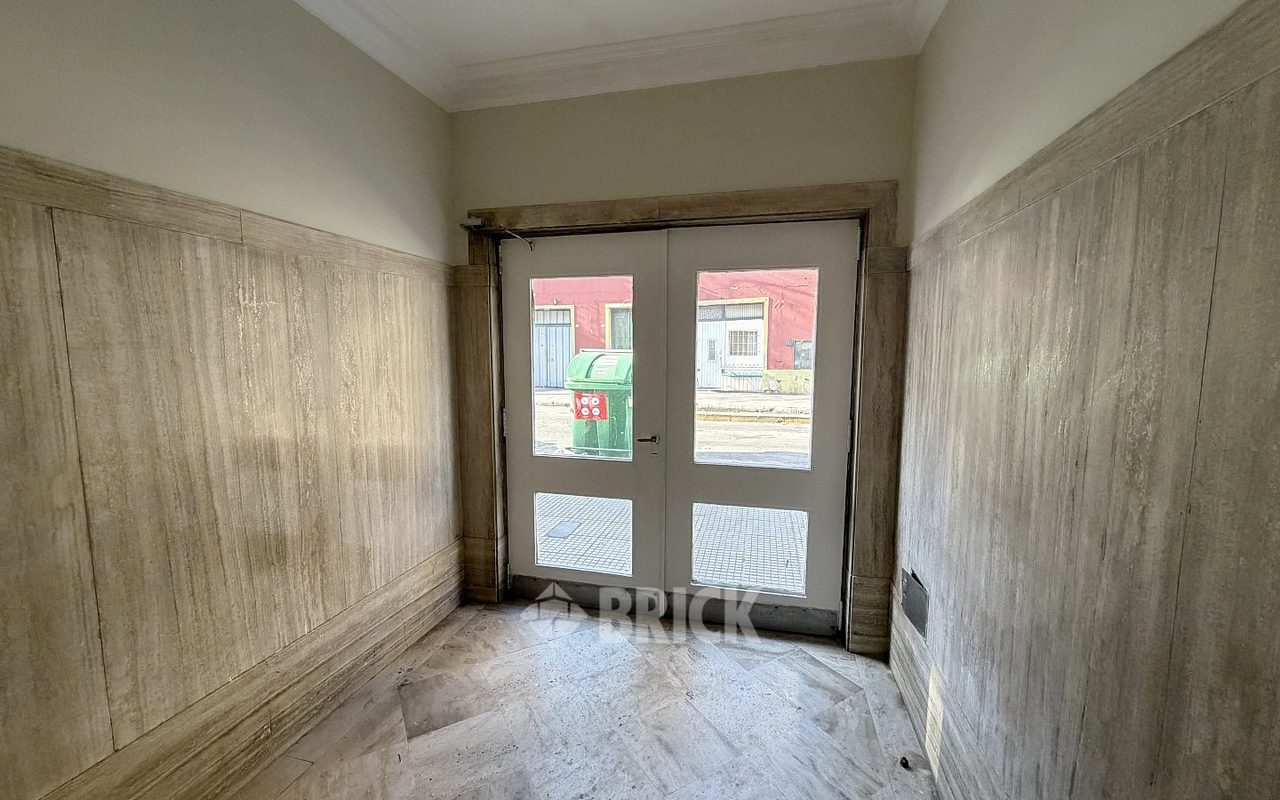 RODRIGUEZ, MARTIN al 700 Piso 1 23