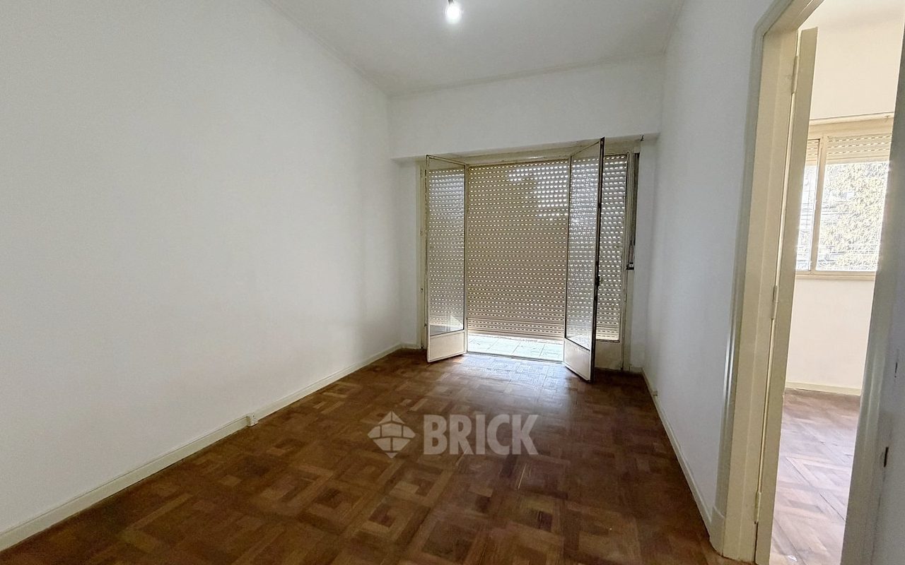 RODRIGUEZ, MARTIN al 700 Piso 1 3