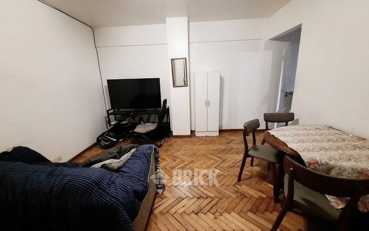 MANSILLA, GRAL. LUCIO al 2500 Piso 1 3