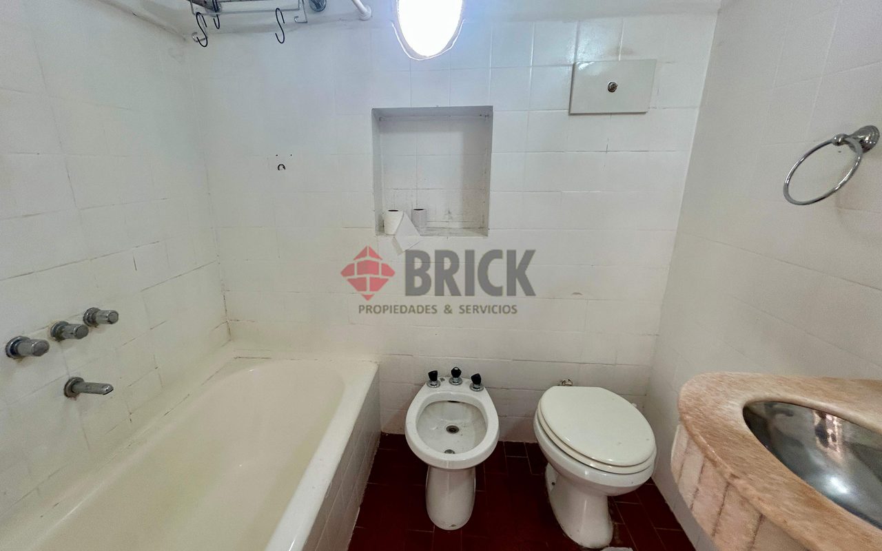 MARTIN CORONADO al 300 34